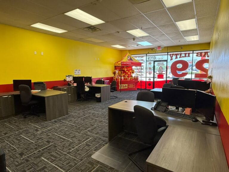 Oficina de Texas Insurance Agency #1019 in South Houston - photo 7 of 7