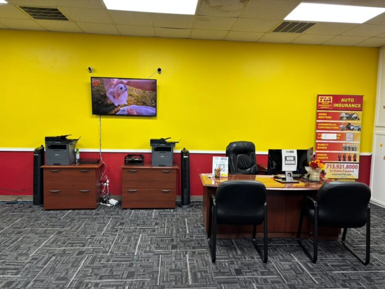 Oficina de Texas Insurance Agency #1003 in Houston - photo 2 of 6