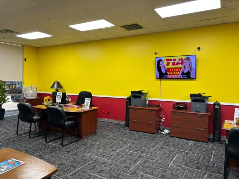 Oficina de Texas Insurance Agency #1003 in Houston - photo 3 of 6