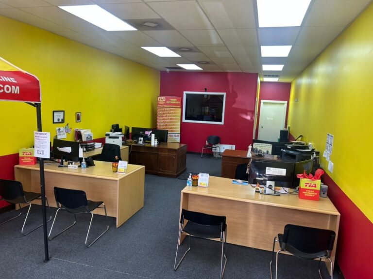 Oficina de Texas Insurance Agency #1018 in Houston - photo 6 of 10