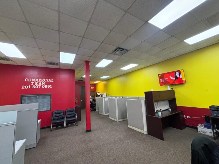 Oficina de Texas Insurance Agency #1013 in Houston - photo 5 of 8