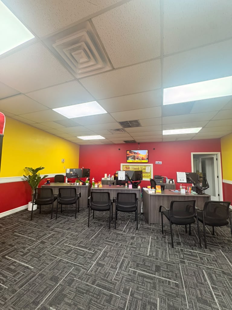 Oficina de Texas Insurance Agency #1005 in Houston - photo 4 of 7